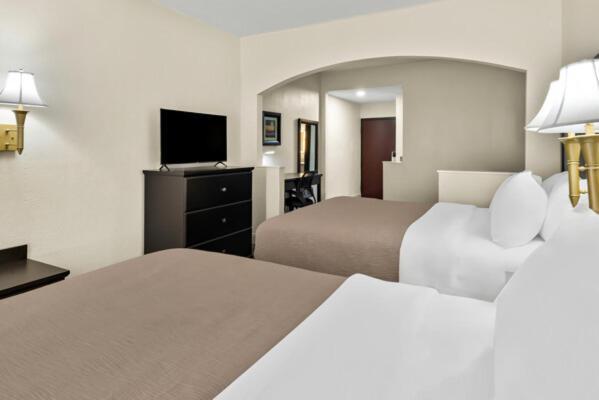 Quality Inn & Suites Lafayette Exterior foto